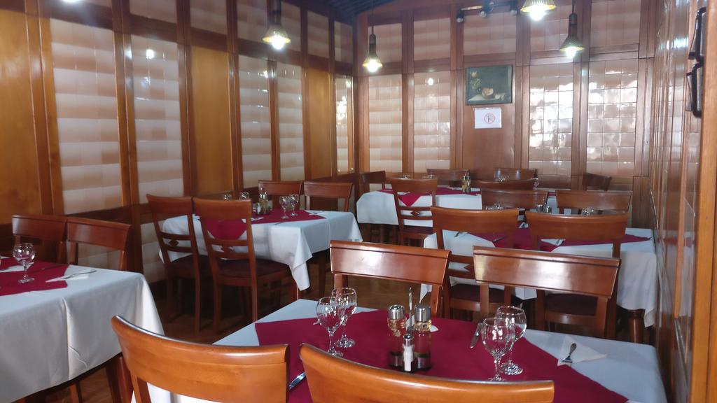 Hotel Tantzi Sinaia Luaran gambar